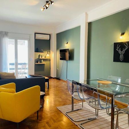 Cozy Apartment In Central Athens - Sleeps 6 Exterior photo