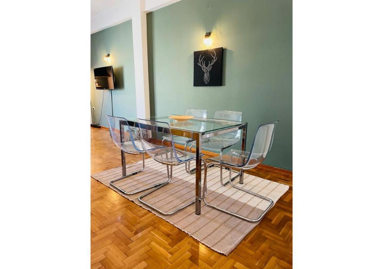 Cozy Apartment In Central Athens - Sleeps 6 Exterior photo